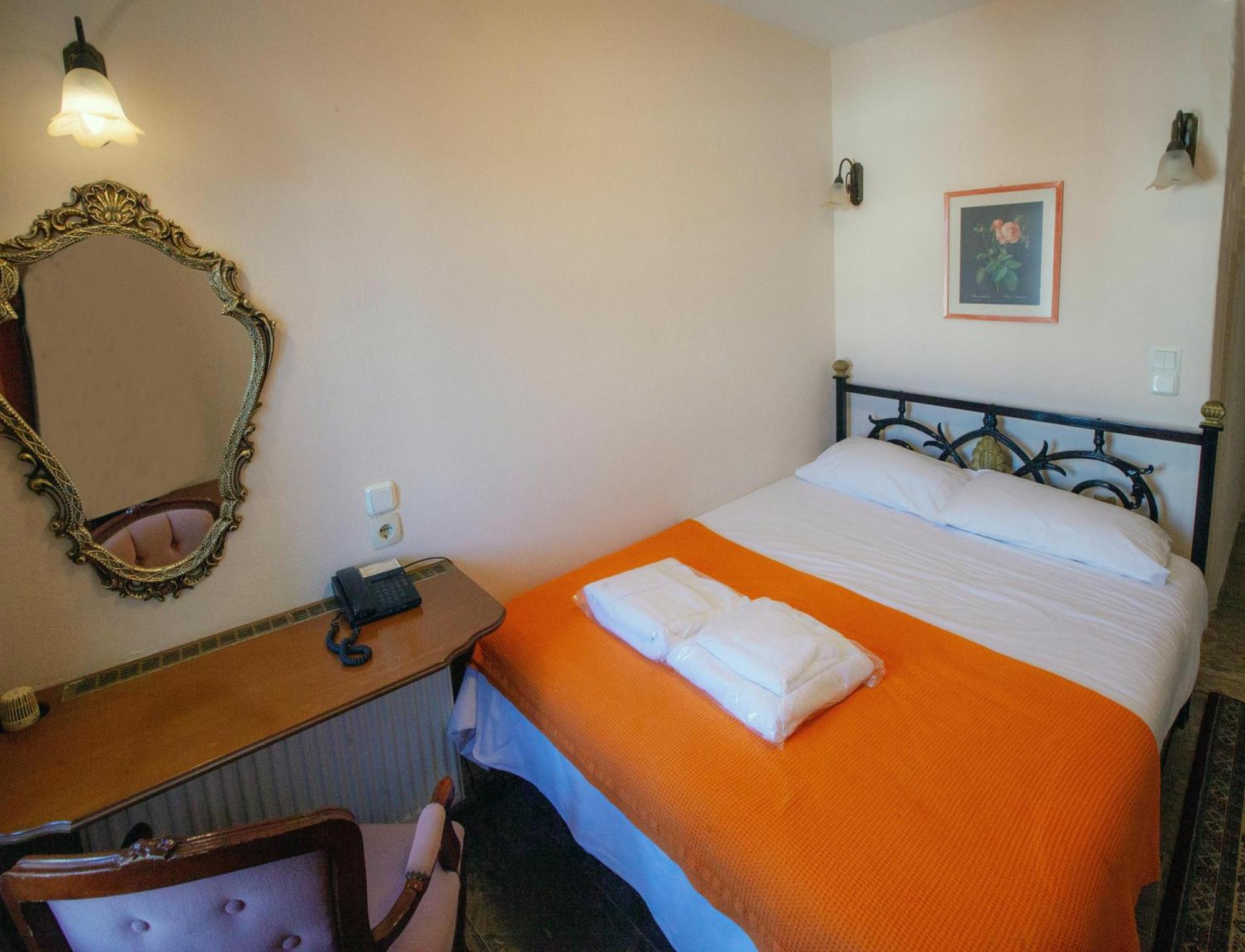 Byron Traditional Hotel Nauplion Pokój zdjęcie